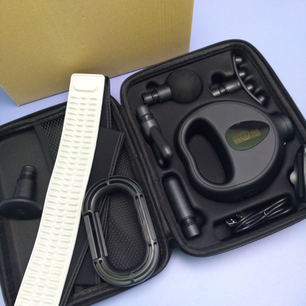 Компактный портативный массажер мышечный с акупунктурной лентой в специальном футляре (5 сменных насадок, 8 скоростей, TYPE-C) С-18 / Массажный перкуссионный ударный пистолет